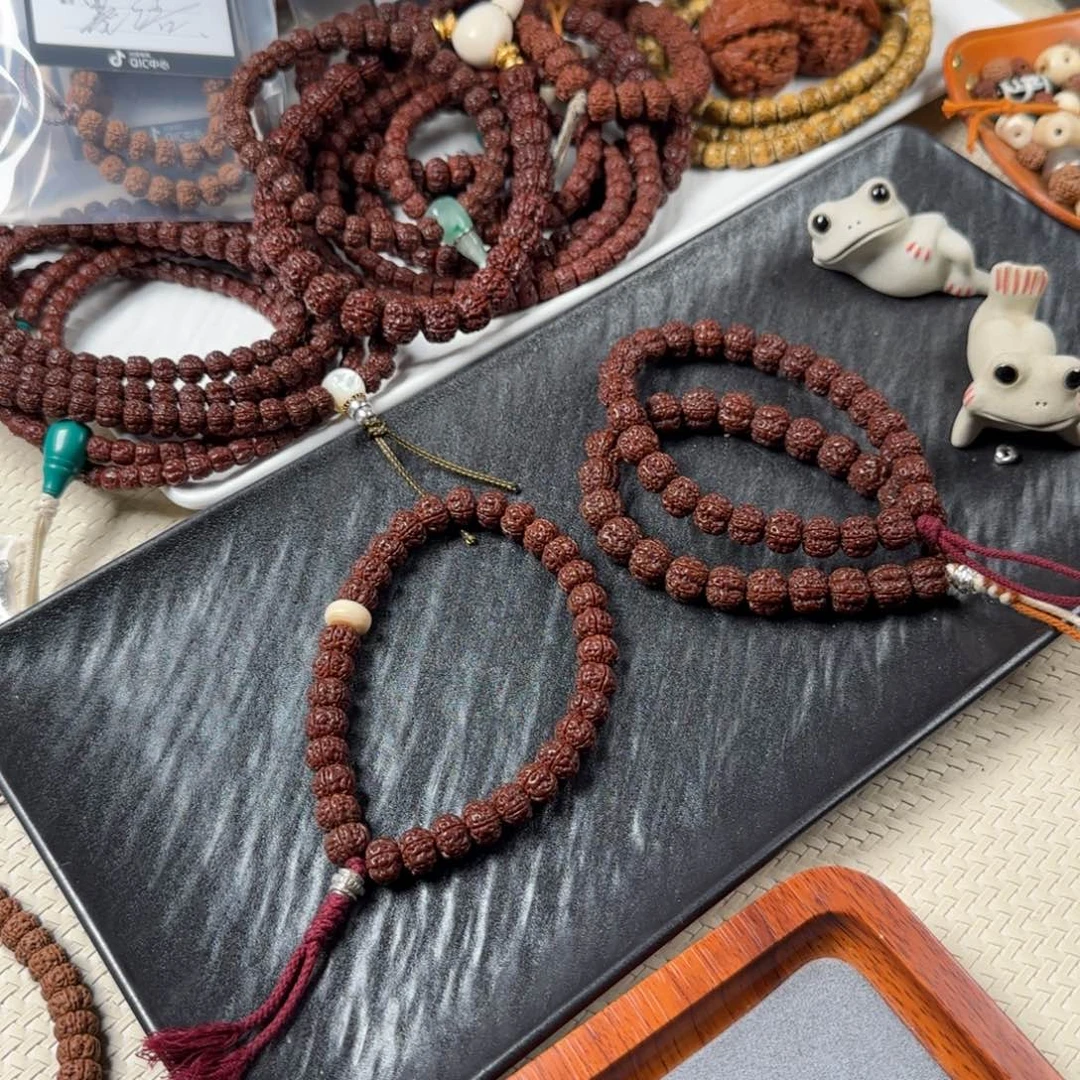 淼***-金刚菩提吊坠老树梅花