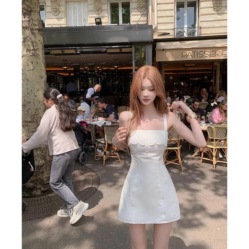 纯欲风性感方领吊带连衣裙女夏季2025新款时尚气质收腰显瘦a字裙