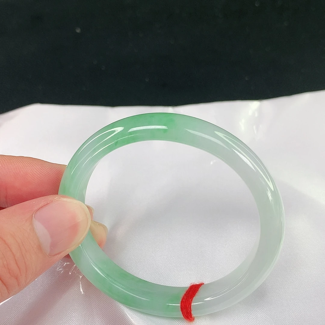 翡翠手镯未镶嵌贵妃018