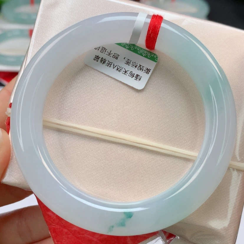 【闪购商品】翡翠手镯未镶嵌天然翡翠手镯