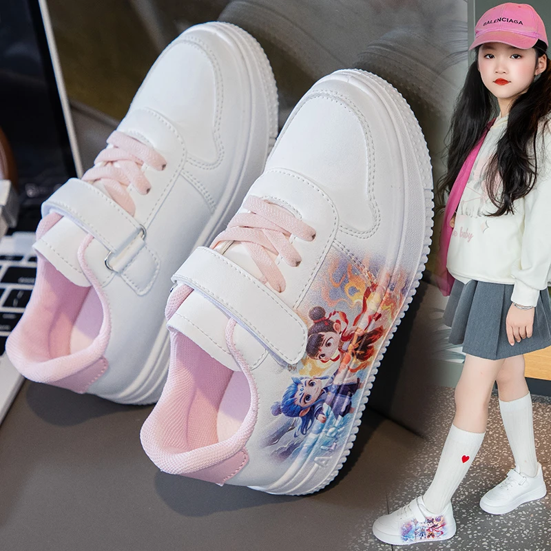 ABC 女童小白鞋2025春秋新款儿童休闲板鞋卡通哪吒百搭运动鞋单鞋