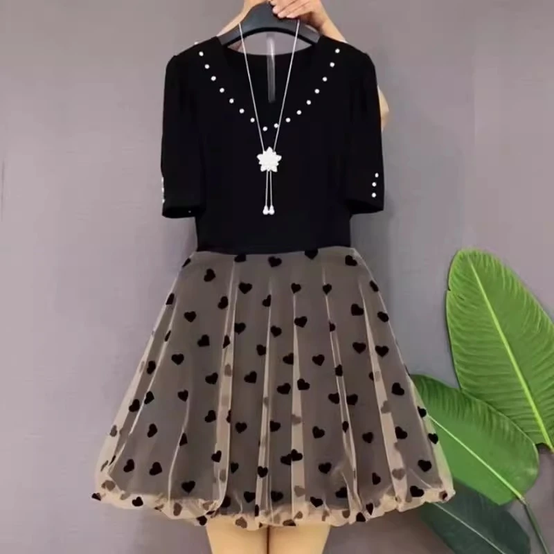 2025新款短袖网纱拼接波点时尚连衣裙女夏季钉珠遮肉复古花苞裙子