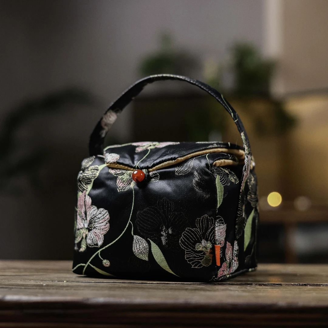 【见珊】<粉绒花>定制版一壶两杯，带盖子套（慢蓝S0971）