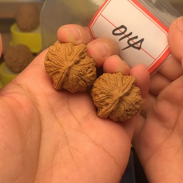 把件文玩核桃石子磨