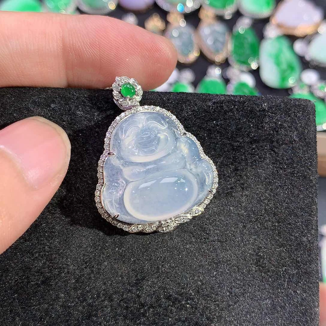 翡翠18K金镶嵌吊坠(赠链)