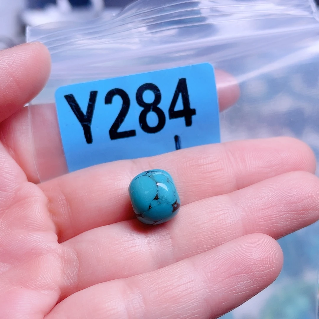 十堰原生态绿石头特色手工配饰