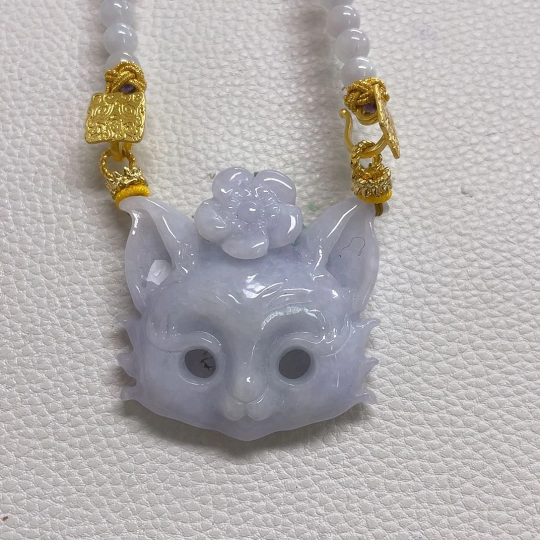翡翠未镶嵌颈饰面具
