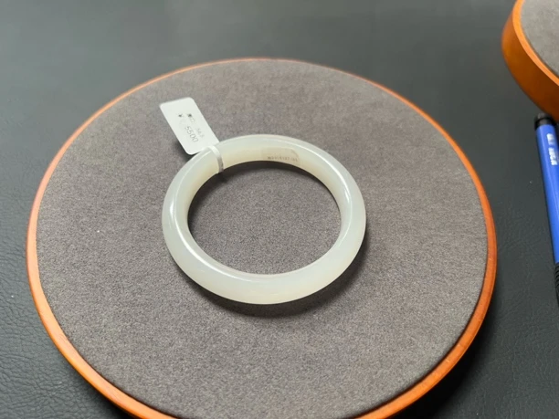 和田玉正圈白玉时尚轻奢女款百搭