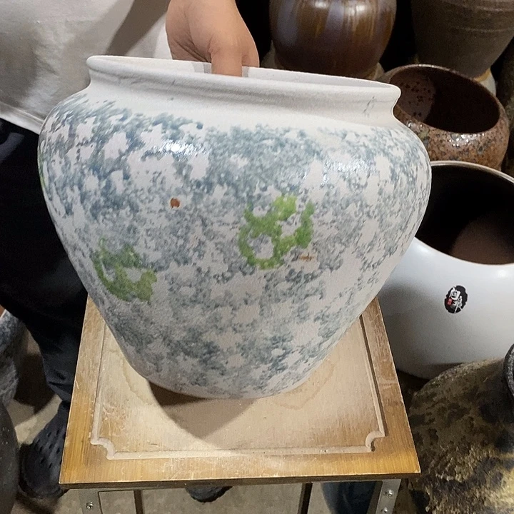 紫砂花盆口24高度26青花8888