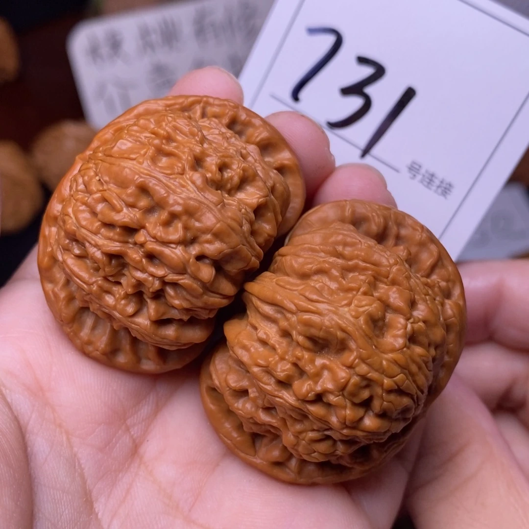 把件文玩核桃731闷尖白狮子头4.4