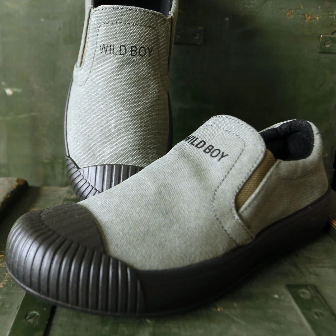 野小子灌注一体工作鞋低帮帆布鞋一脚蹬防刺穿新款超轻薄款夏透气