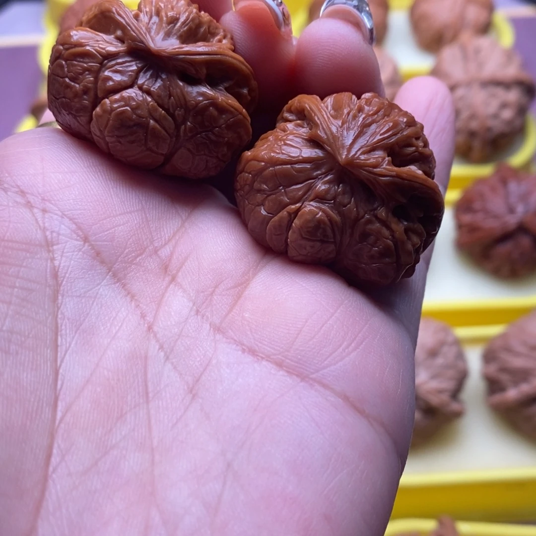 桃核把件宫灯蛇头35