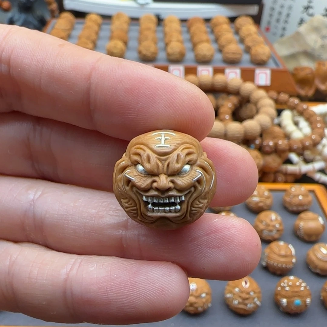 猴头核桃吊坠虎僧