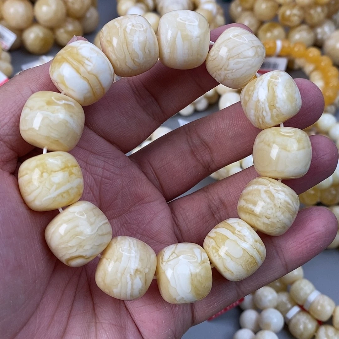 蜜蜡未镶嵌珠宝奇石19.3mm 56.6g