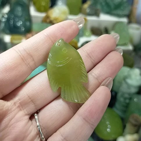 岫玉未镶嵌岫玉挂坠