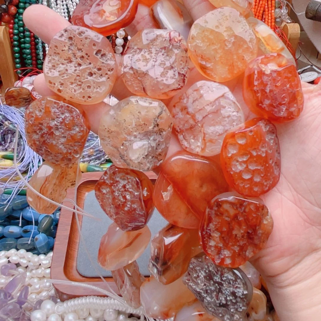 未镶嵌玛瑙/玉髓珠宝奇石原皮玛瑙1条卡30加