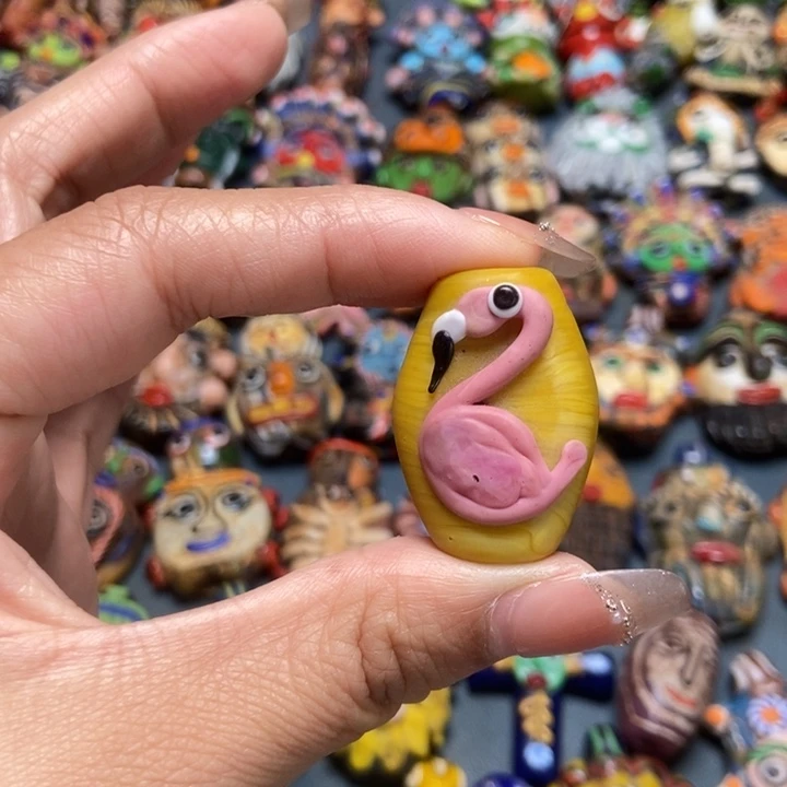 颈饰玻璃印度尼西亚火烈鸟