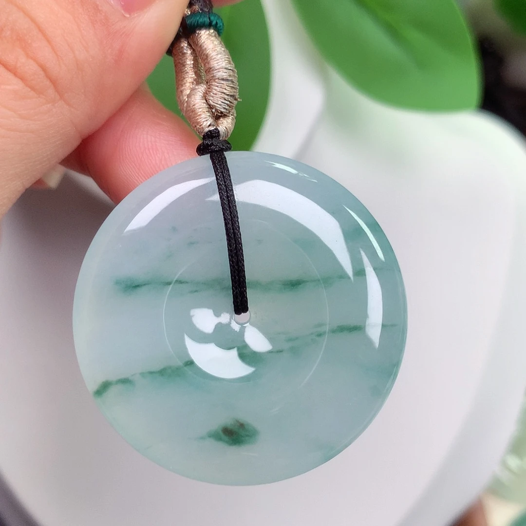 颈饰未镶嵌翡翠平安扣 35.8x6.1mm
