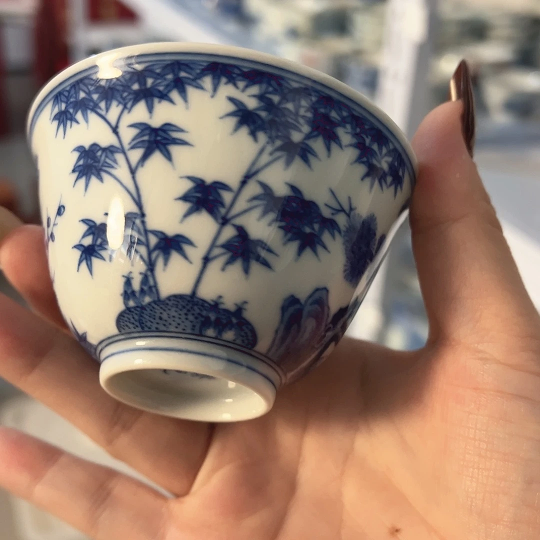 摆件杯。                杯