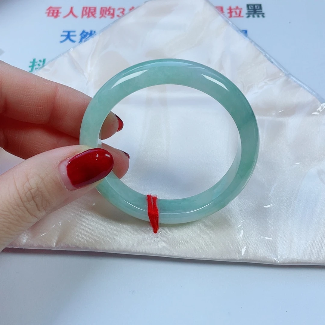 翡翠未镶嵌手镯圈口53.8宽12.5厚8