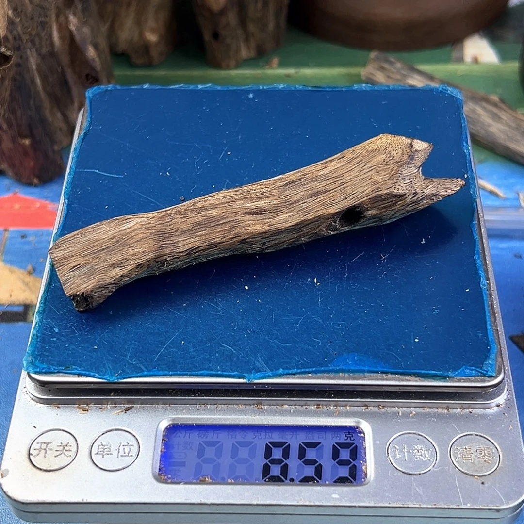 香料绿奇楠白棋块料8.5克