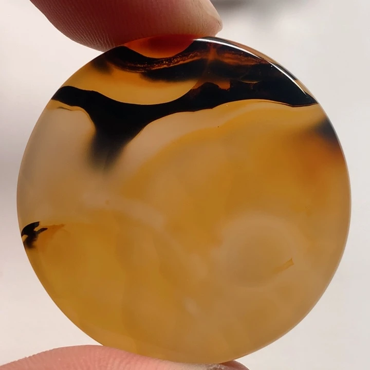 玛瑙/玉髓颈饰未镶嵌風*