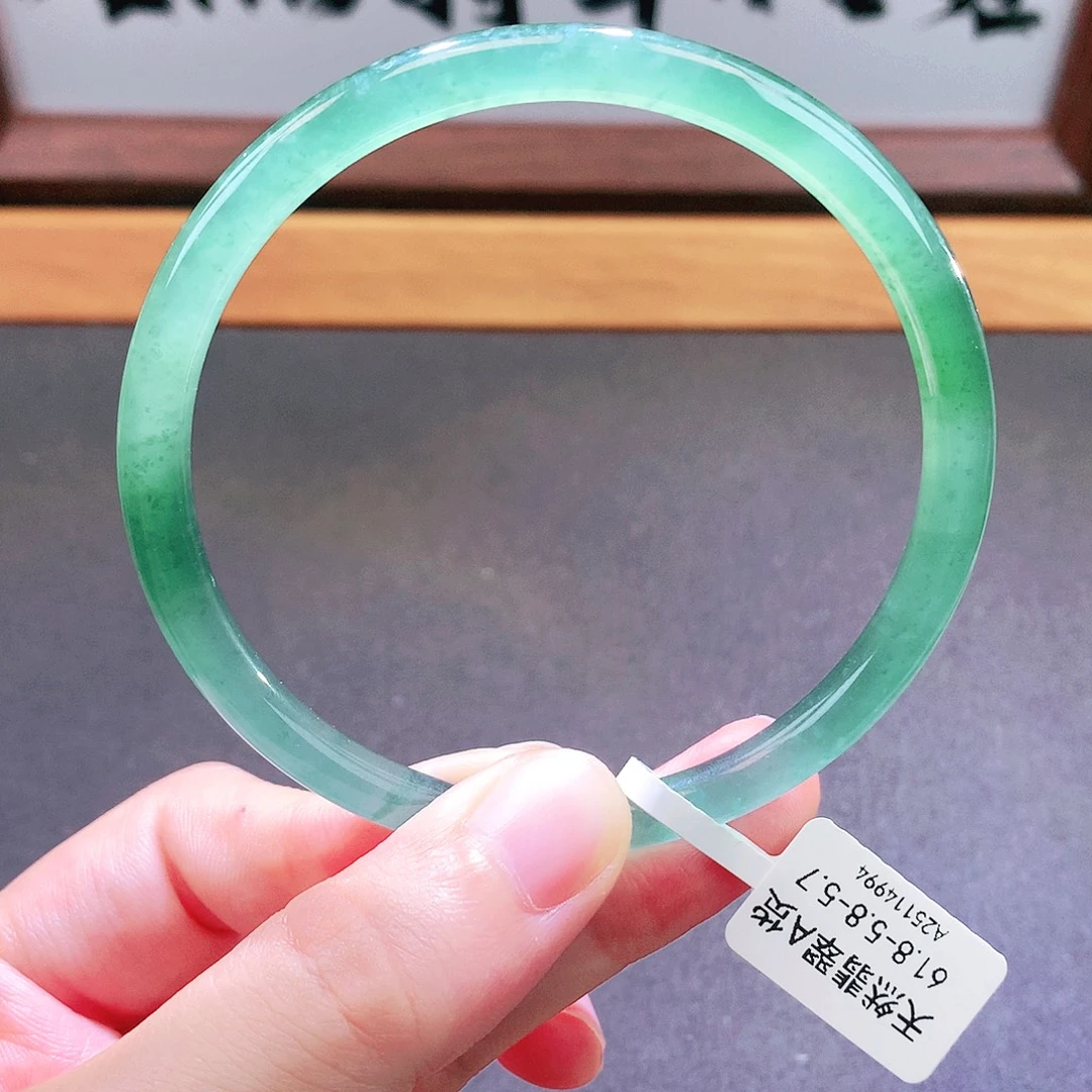 翡翠未镶嵌手镯天然翡翠