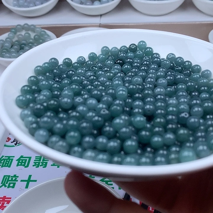 翡翠散珠35颗翡翠卡6