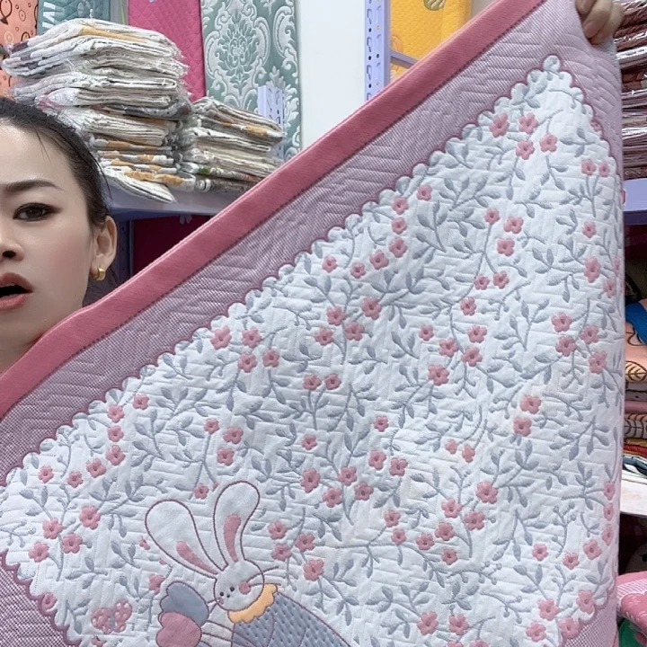 棉粉色小花兔纯棉