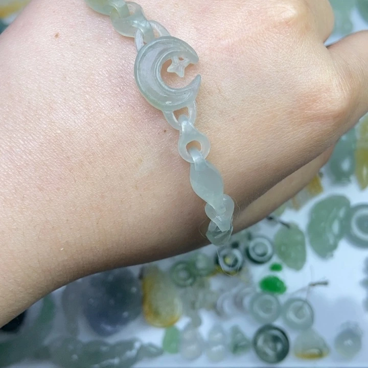 定制翡翠未镶嵌星月