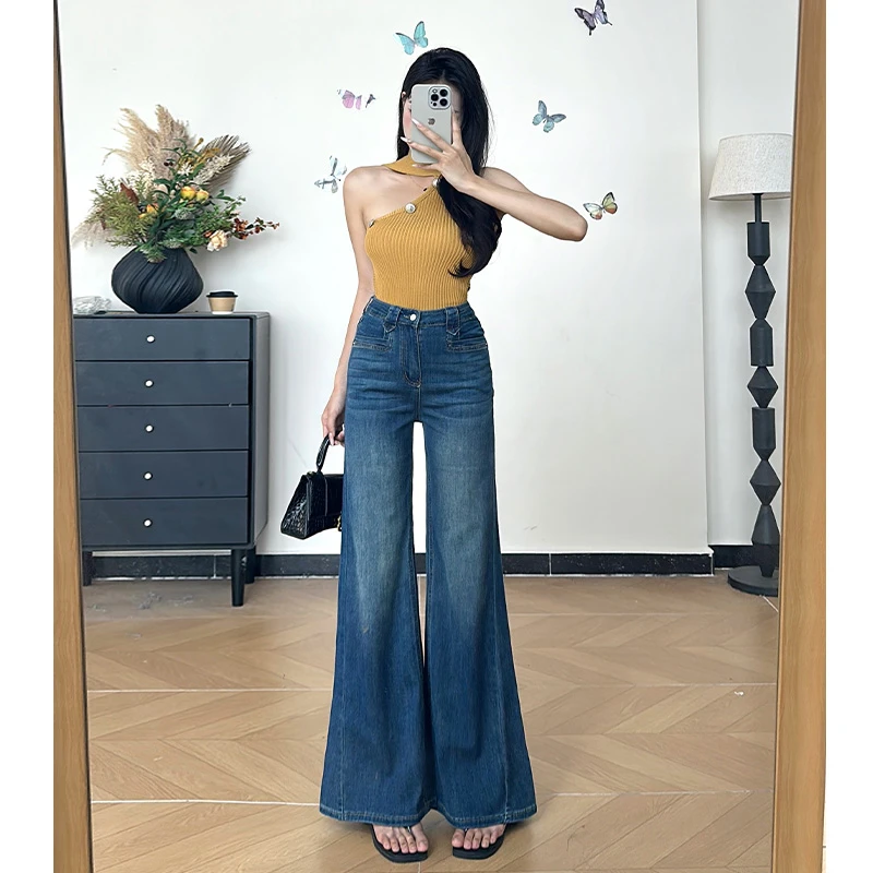 乔栈新款复古蓝不贴腿微喇牛仔裤女2025年秋冬爆款高腰显瘦微喇裤