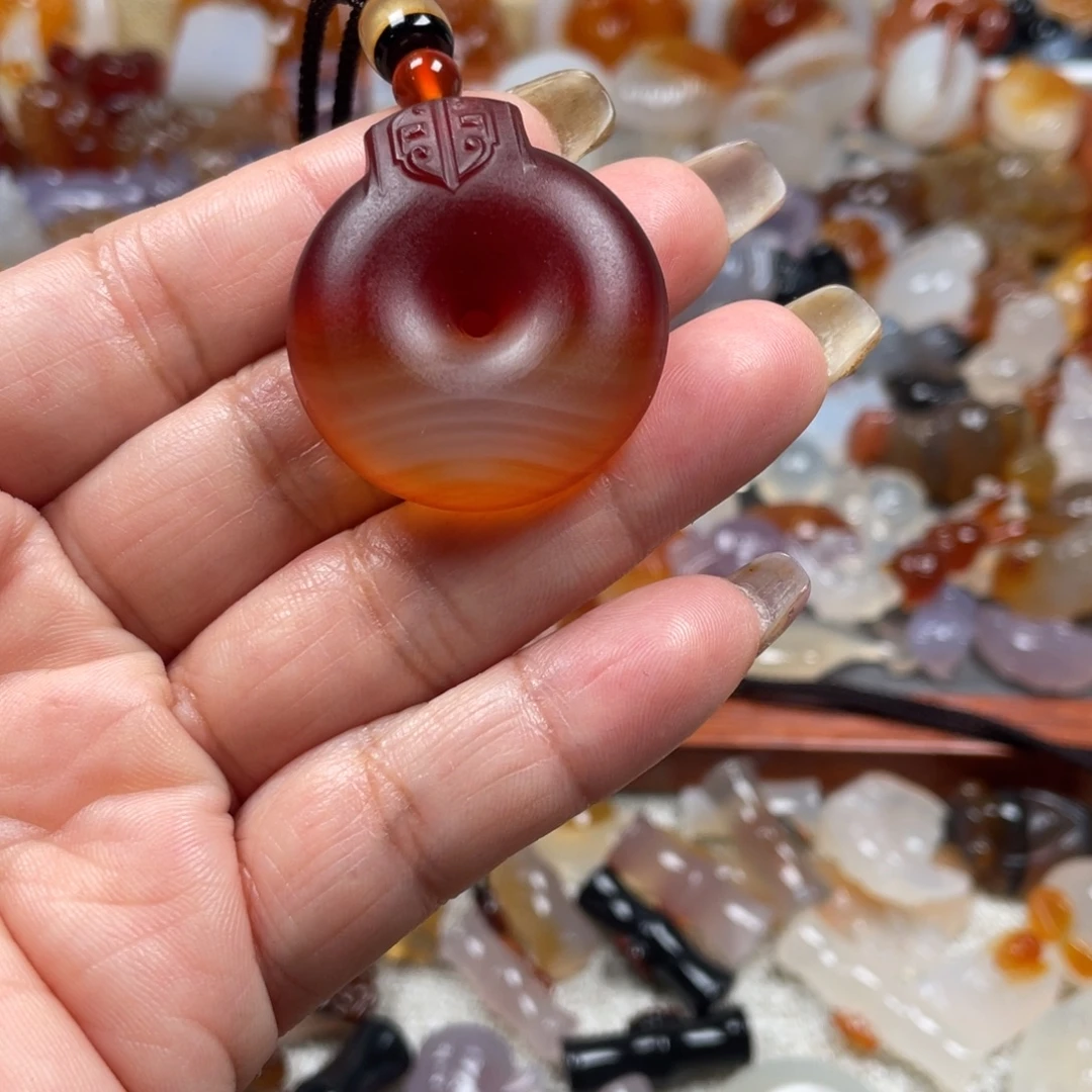 ****通玛瑙/玉髓未镶嵌颈饰