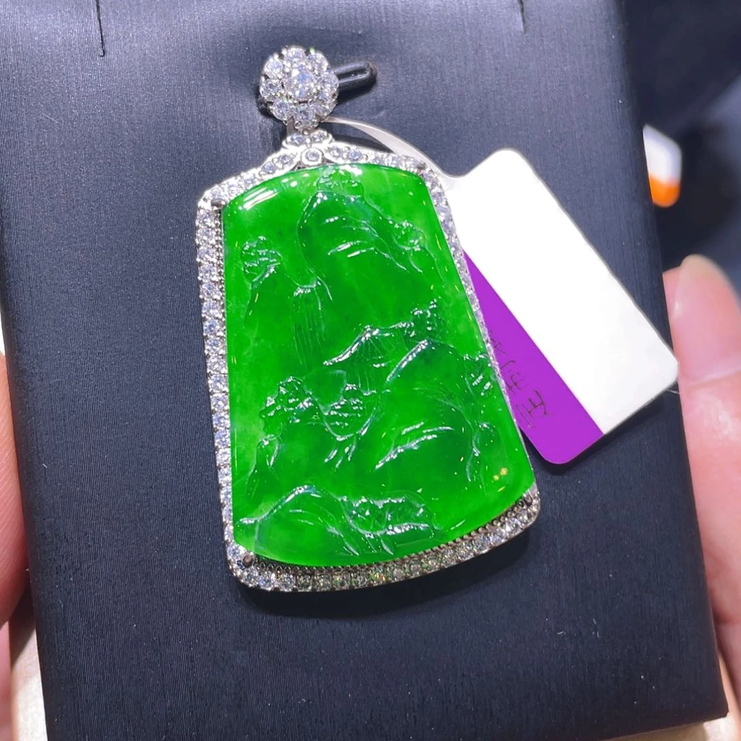 吊坠(不含链)未镶嵌翡翠
