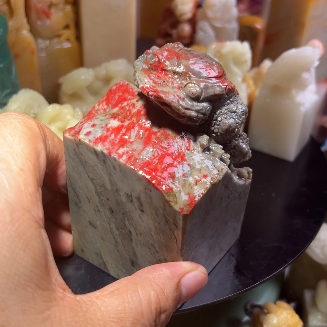 昌化石昌化鸡血石