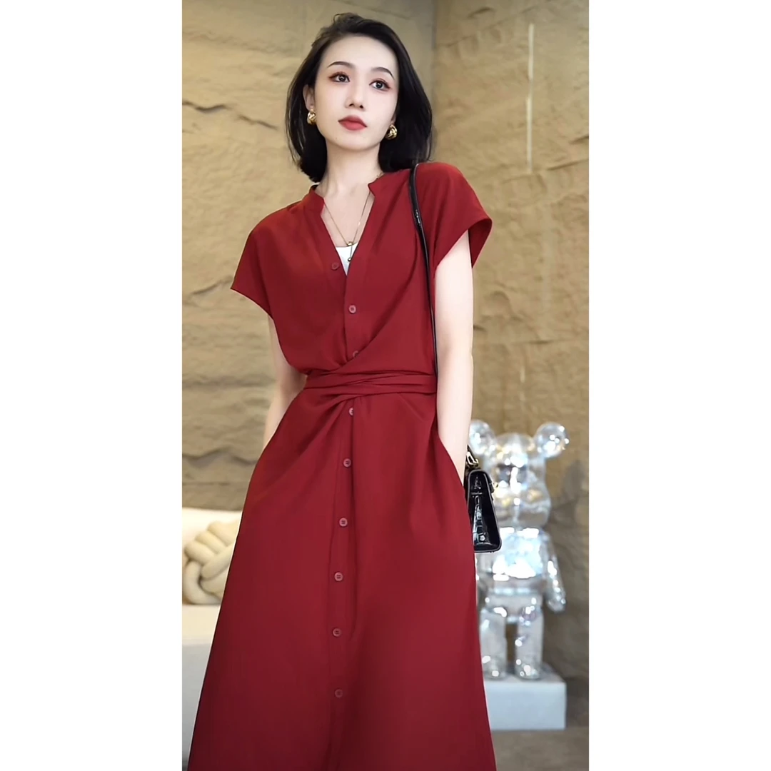 欧颍昇新款收腰显瘦裙子女款2025轻奢小众高级感女装连衣裙6888