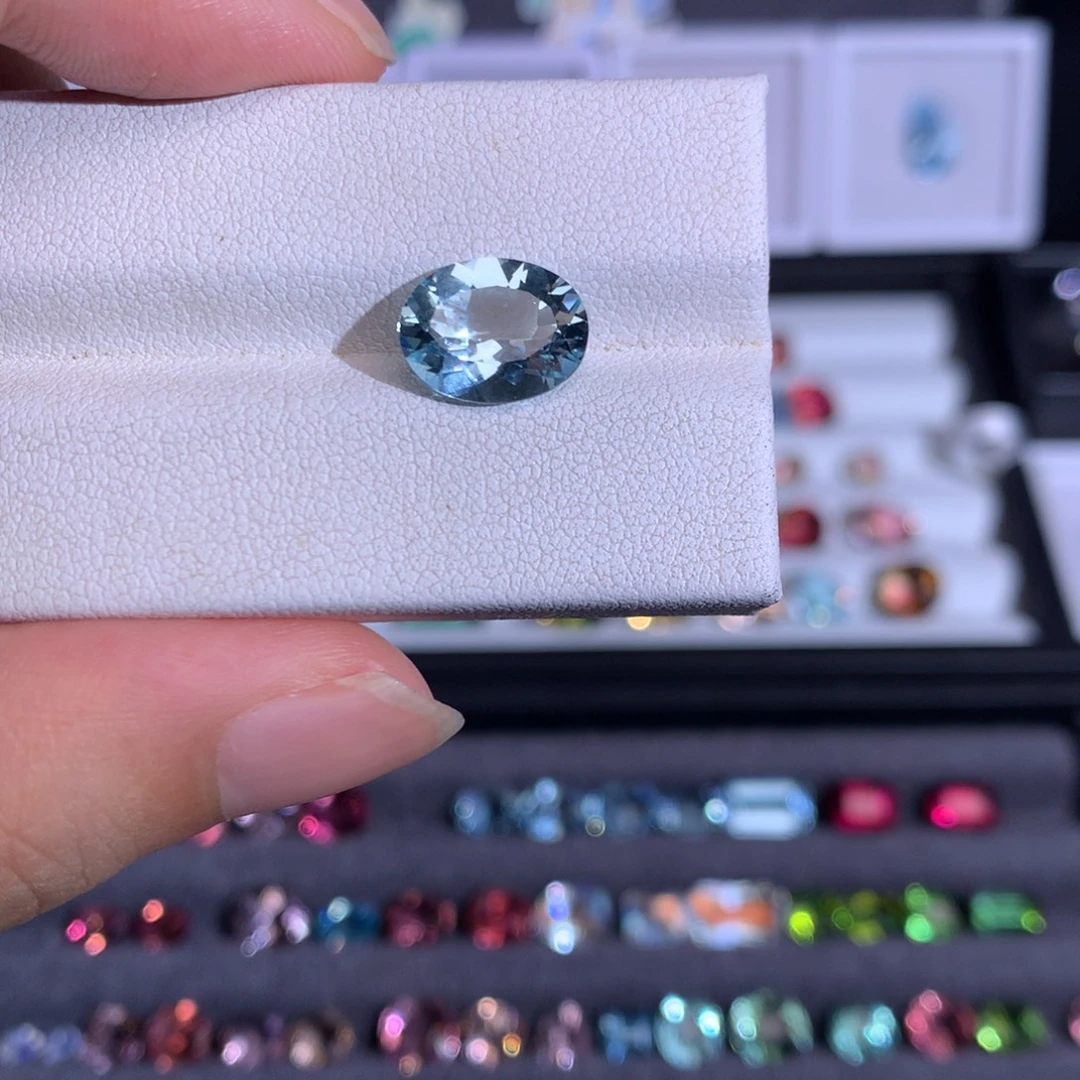未镶嵌笔搁海蓝宝石2.775ct