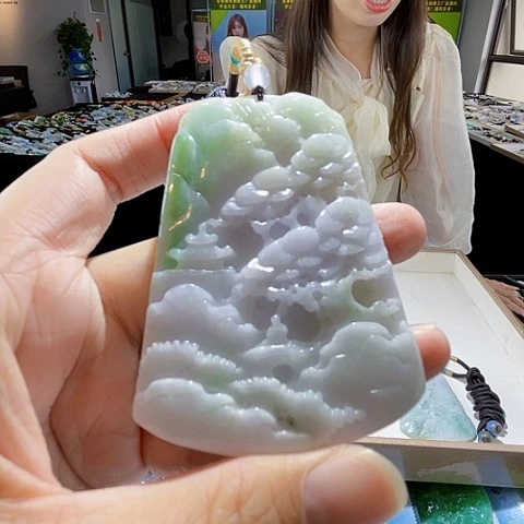 翡翠未镶嵌颈饰翡翠