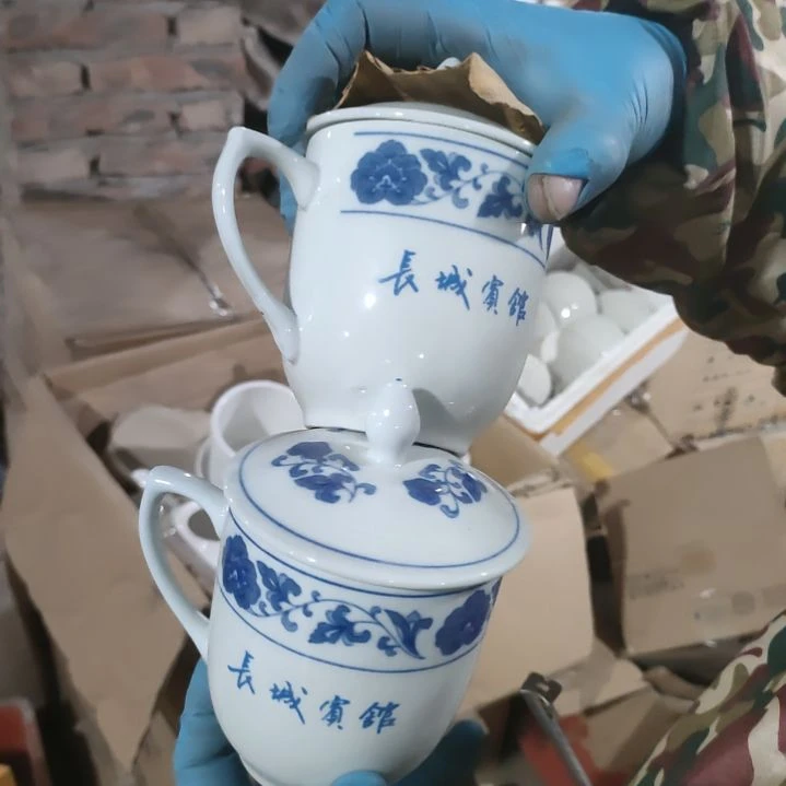 摆件陶瓷盘子碗啥都有