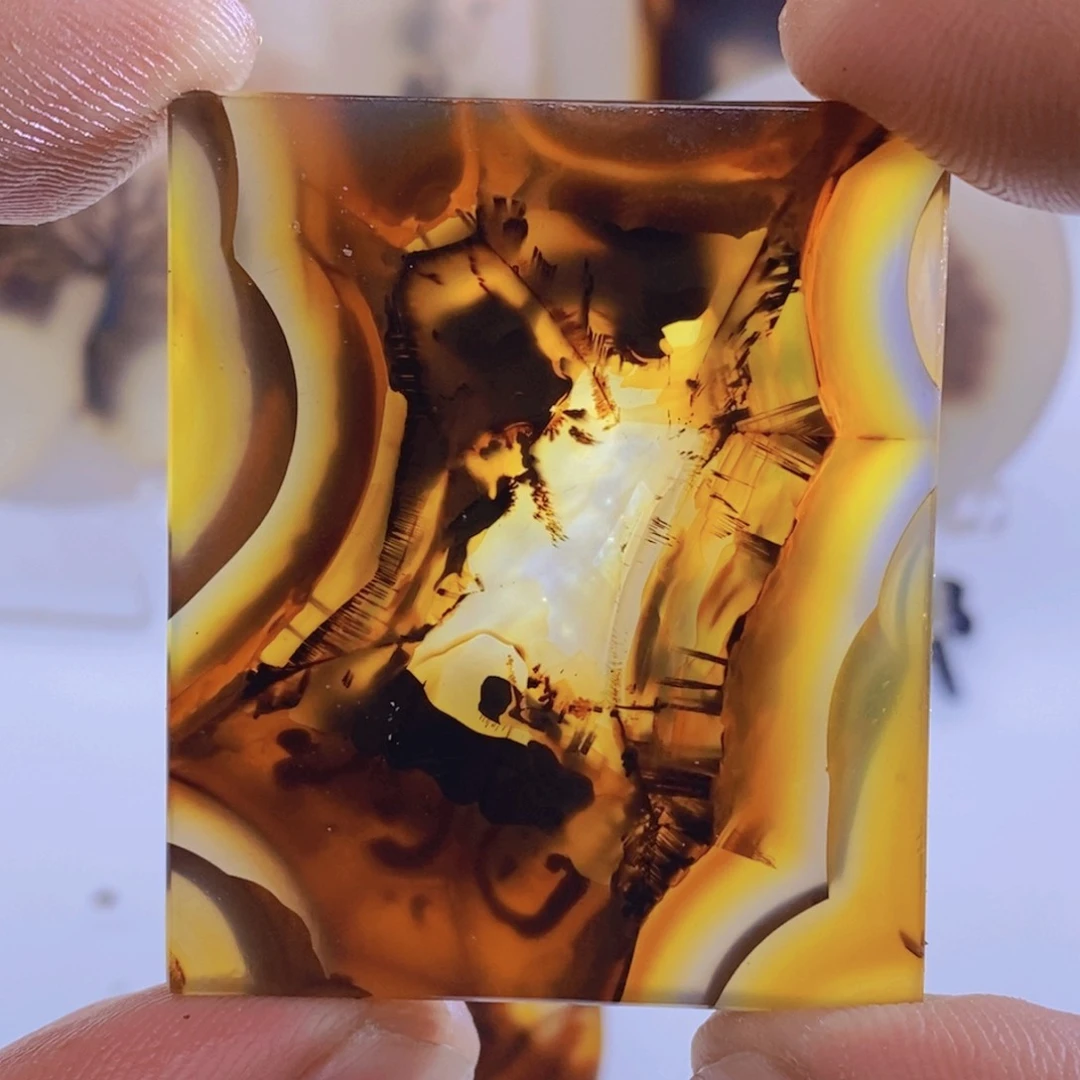 玛瑙/玉髓颈饰未镶嵌