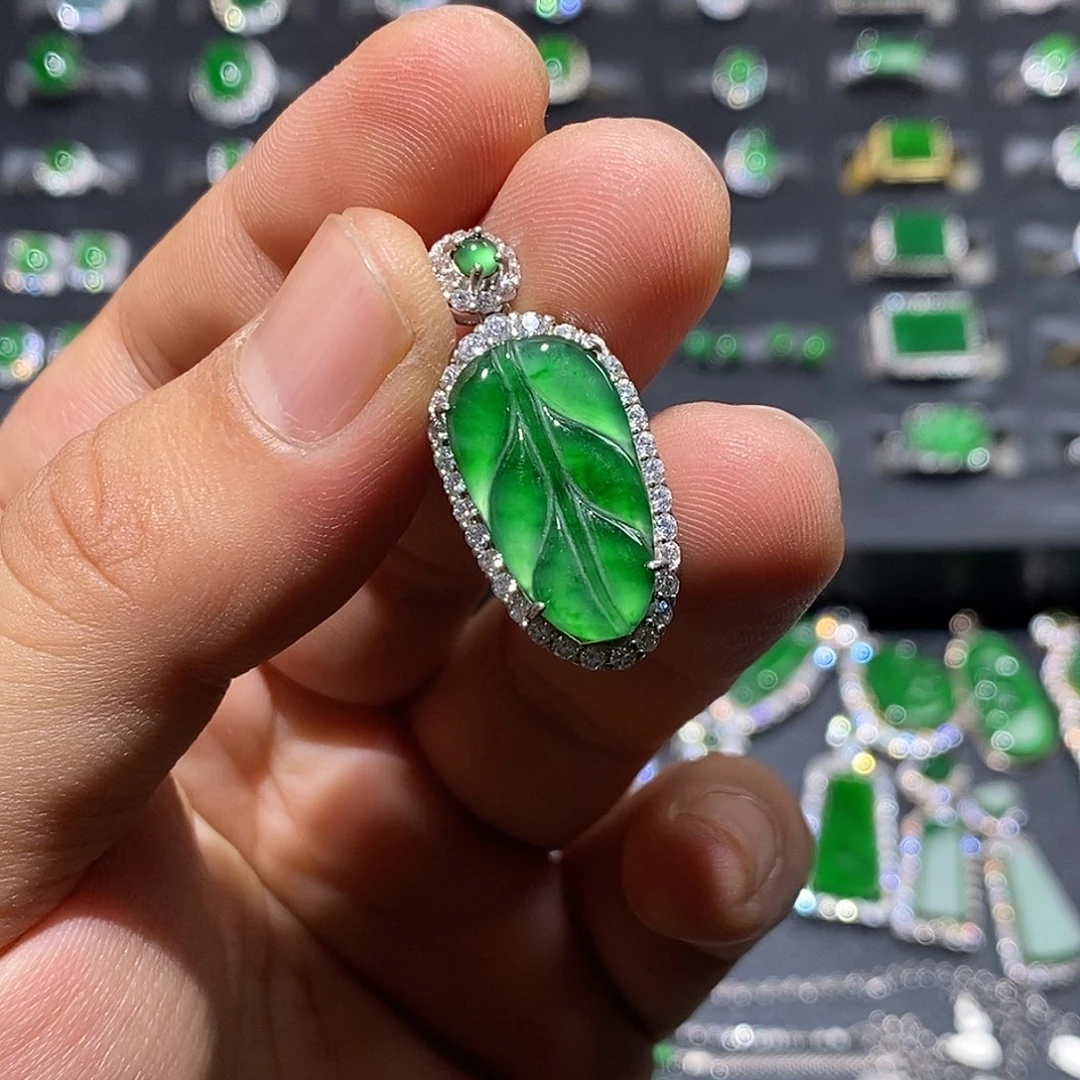 翡翠银S925镶嵌颈饰