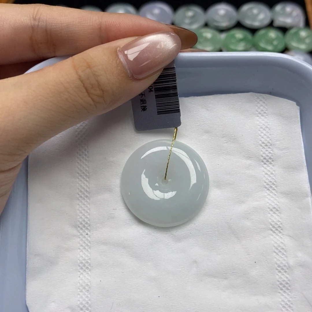 颈饰未镶嵌翡翠平安扣