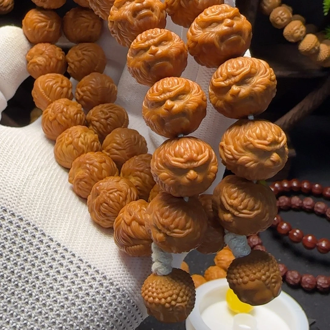 淼***半猴头核桃吊坠猴头