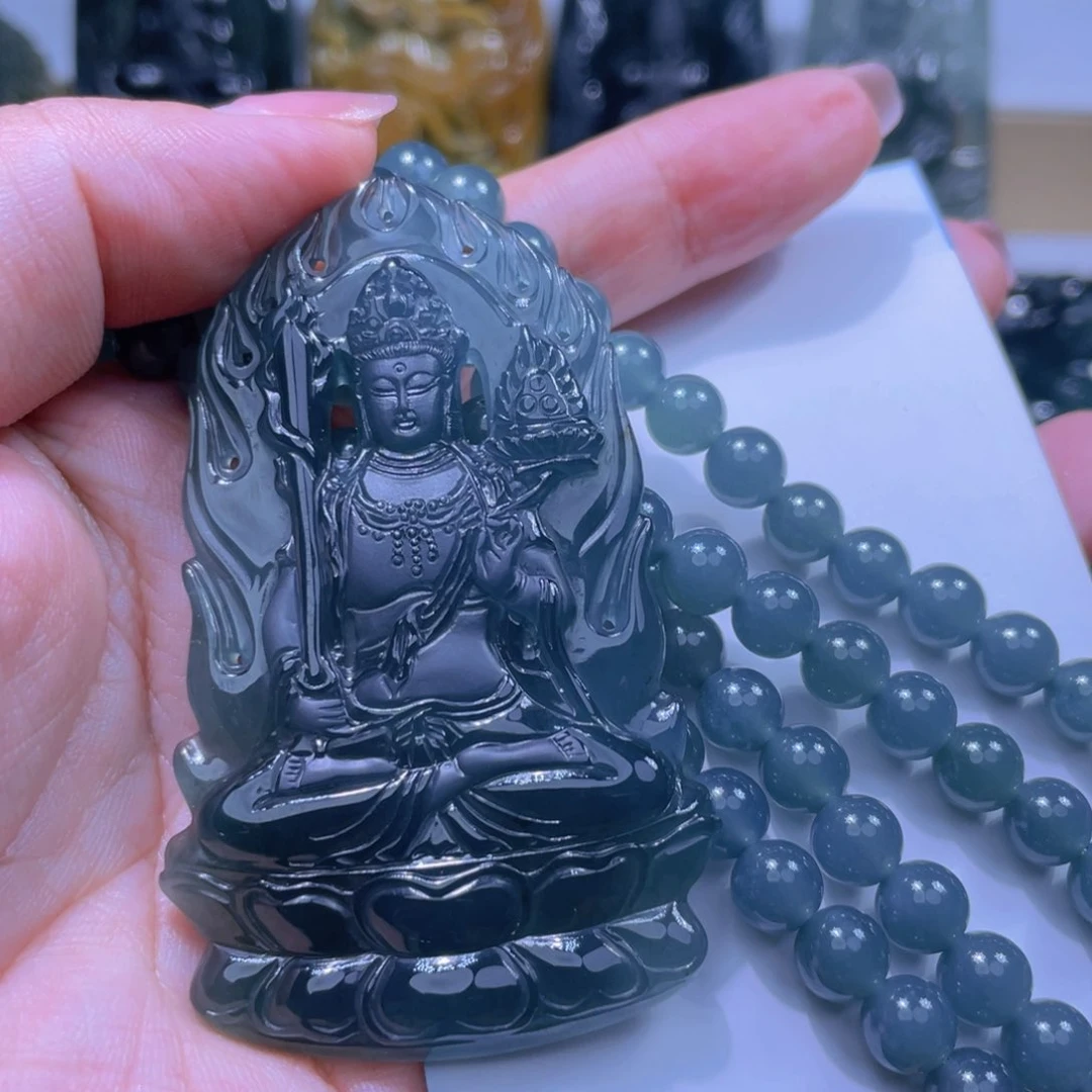 翡翠颈饰未镶嵌嗨