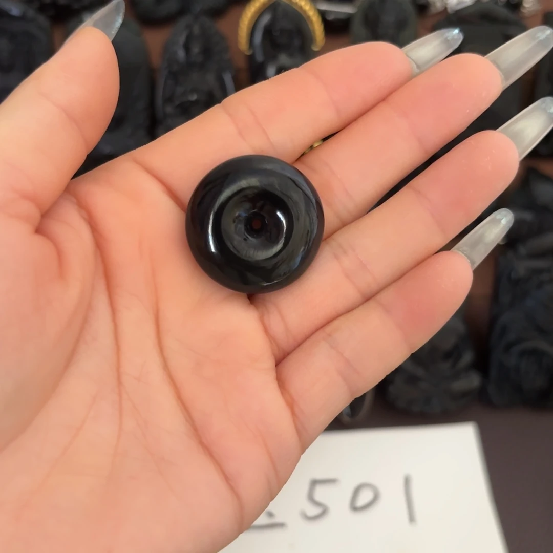 ****枫蛇纹石玉未镶嵌颈饰