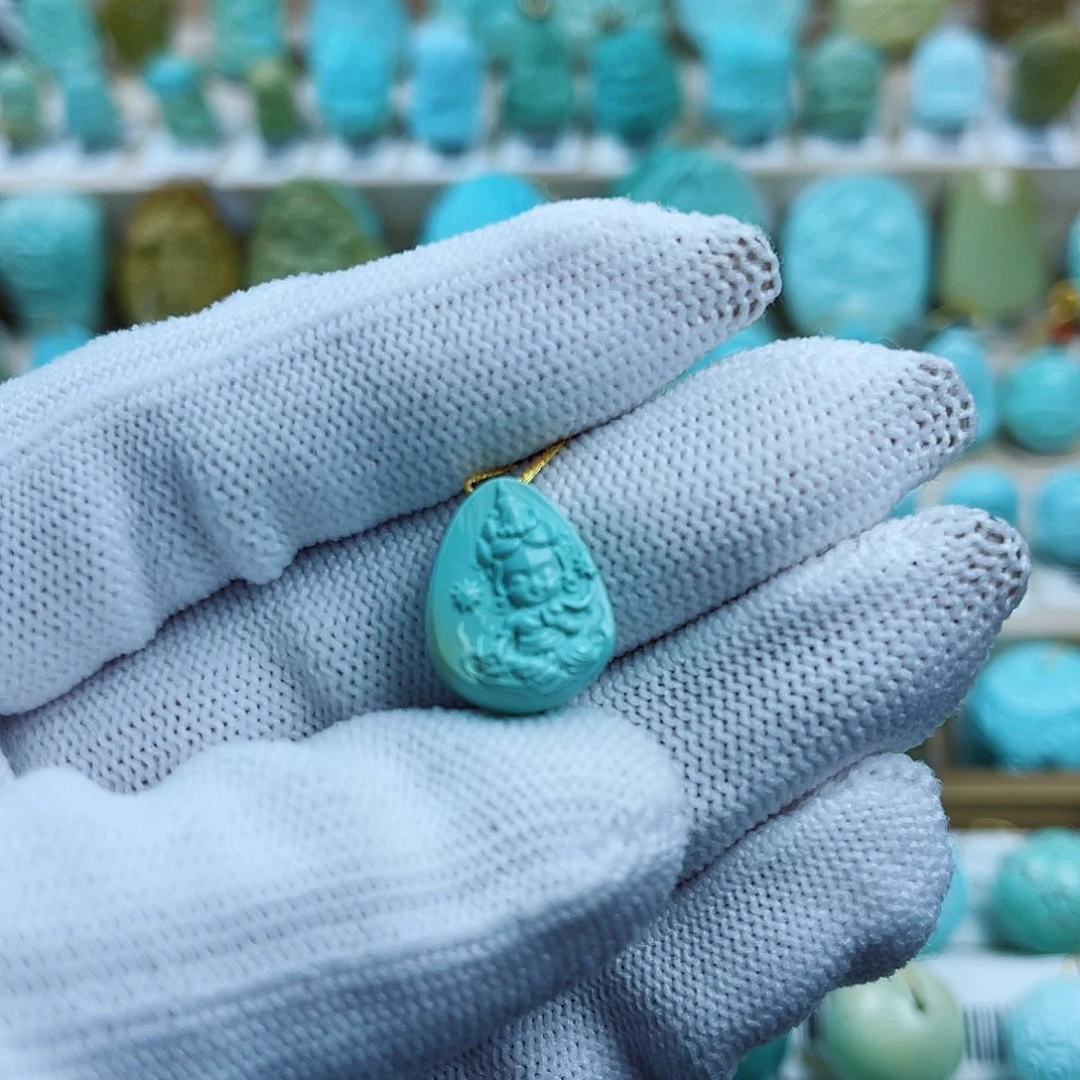 绿松石未镶嵌珠宝奇石