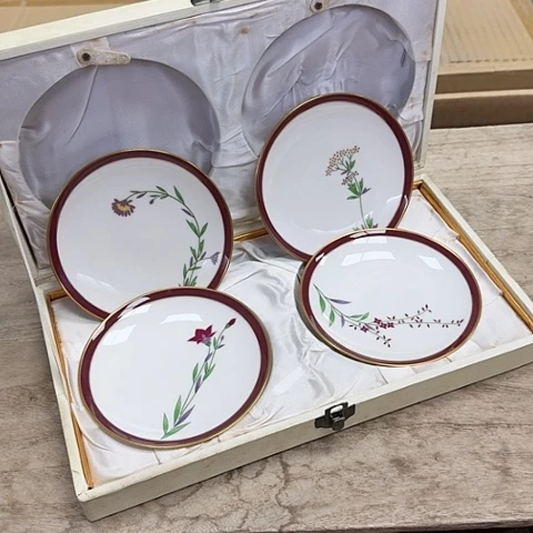 瓷器。瓷器。瓷器。