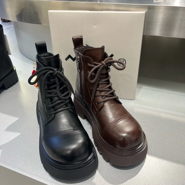 773-69玛莎玛索2025秋冬英伦风马丁靴厚底烟筒靴女鞋靴子