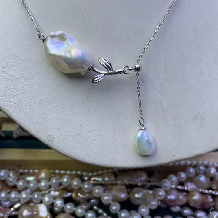 淡水珍珠颈饰合金吸****丁