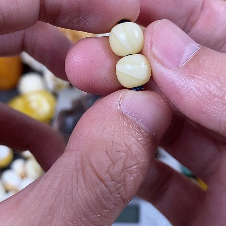 琥珀未镶嵌裸石我