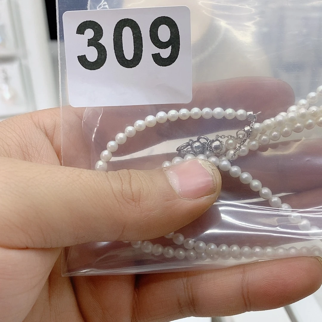 淡水珍珠颈饰合金